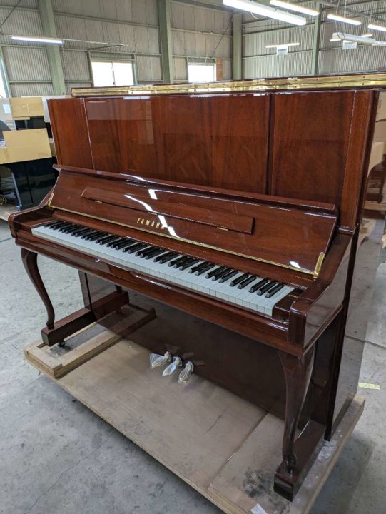 YAMAHA