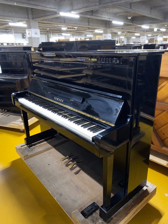 YAMAHA