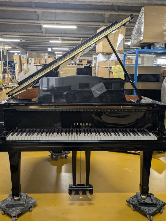 YAMAHA