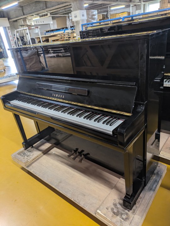 YAMAHA