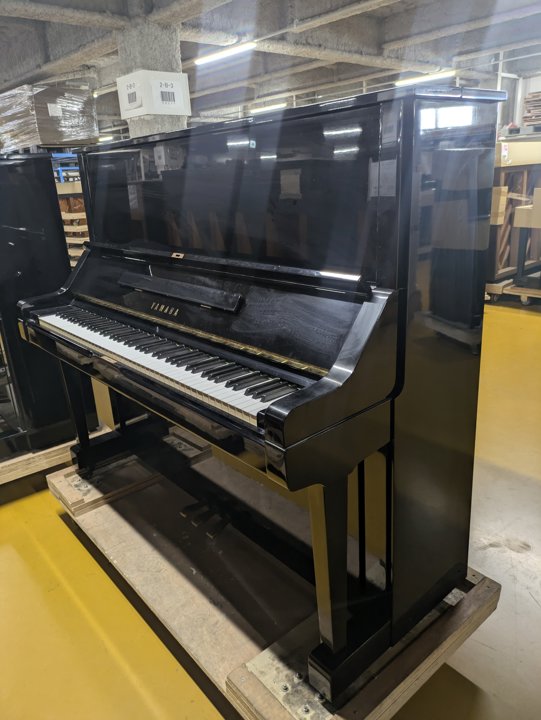YAMAHA