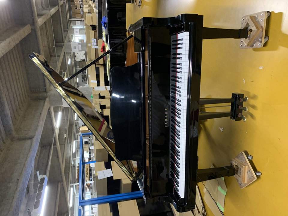YAMAHA
