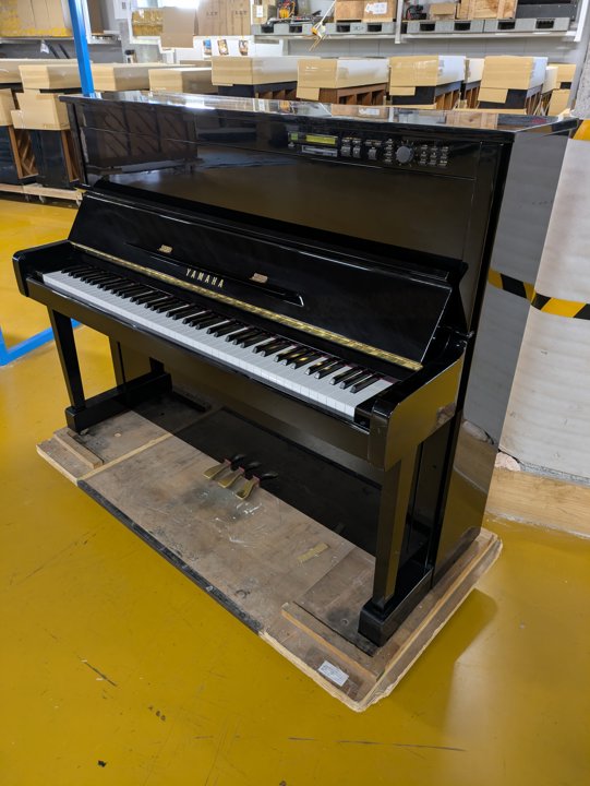 YAMAHA