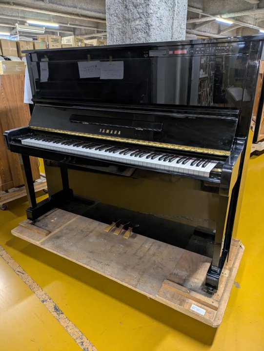 YAMAHA