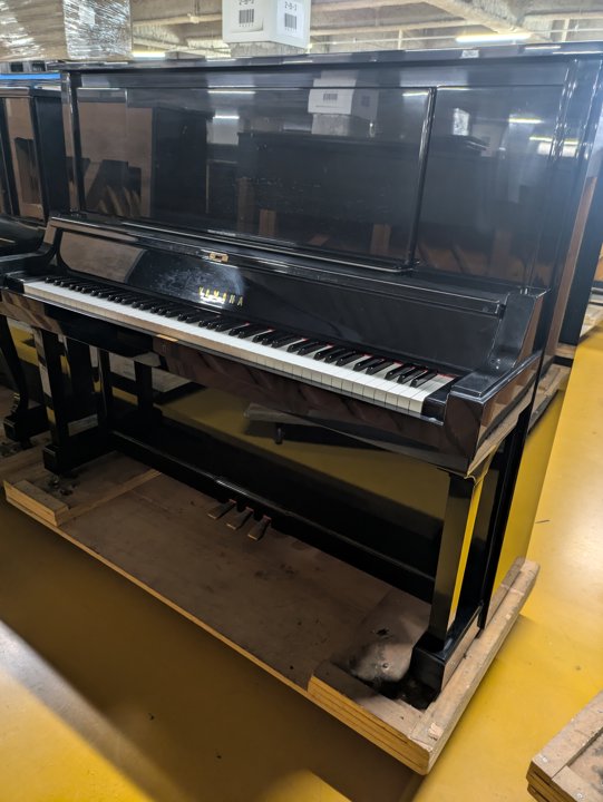 YAMAHA