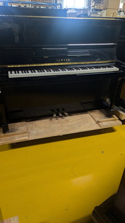 YAMAHA