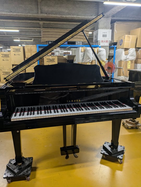 YAMAHA
