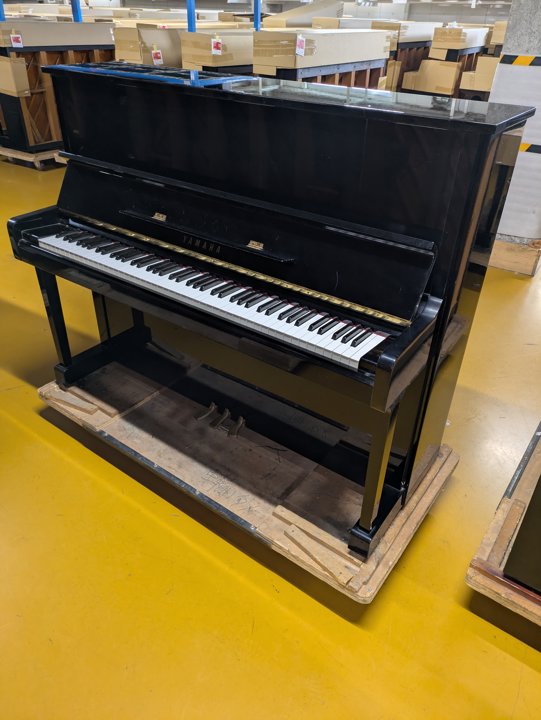 YAMAHA
