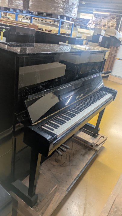 YAMAHA