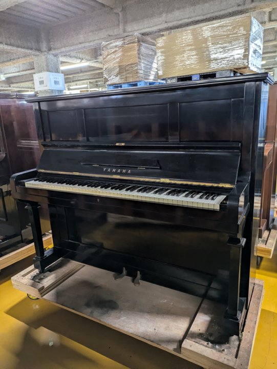 YAMAHA