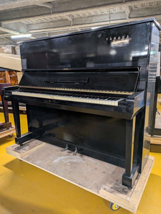 YAMAHA