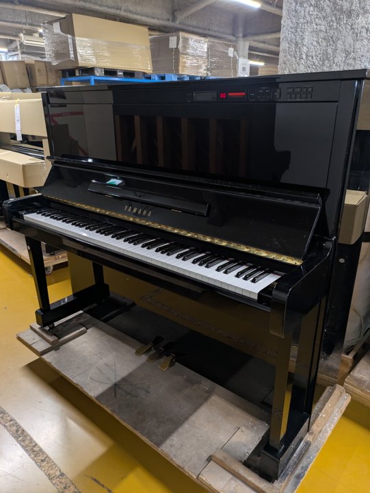 YAMAHA