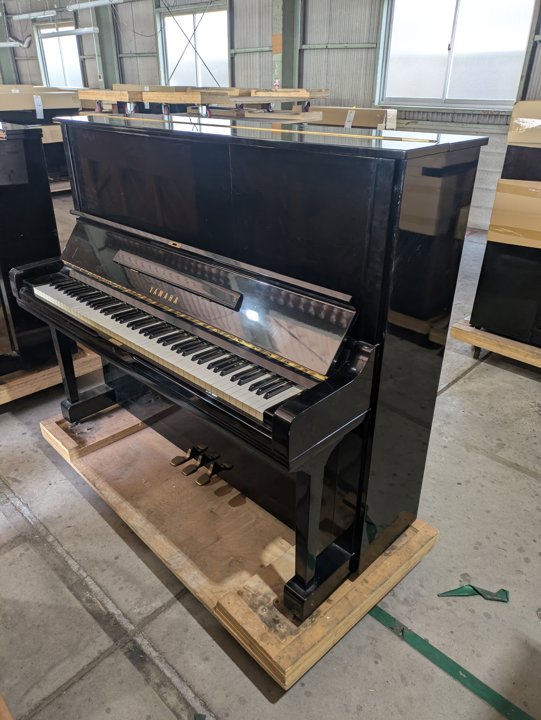 YAMAHA