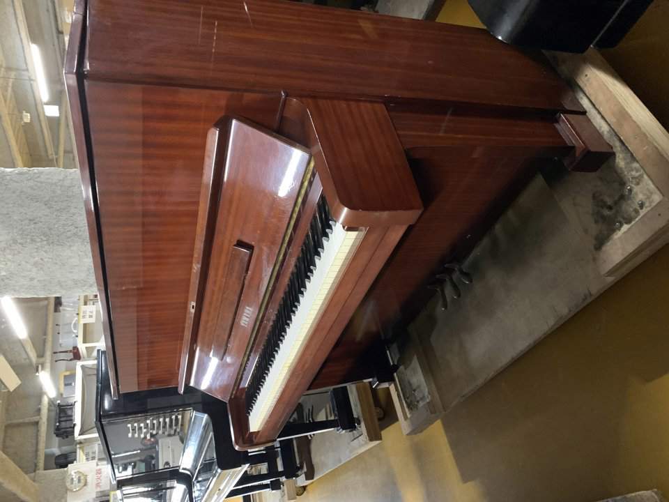 YAMAHA