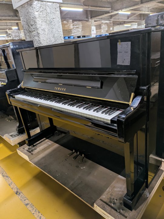 YAMAHA