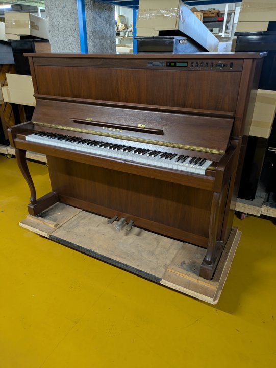 YAMAHA