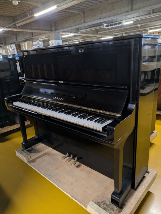 YAMAHA