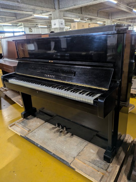 YAMAHA