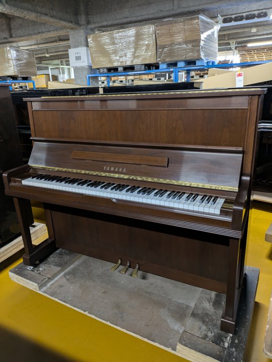 YAMAHA