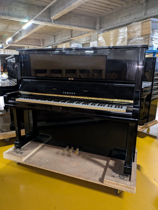 YAMAHA