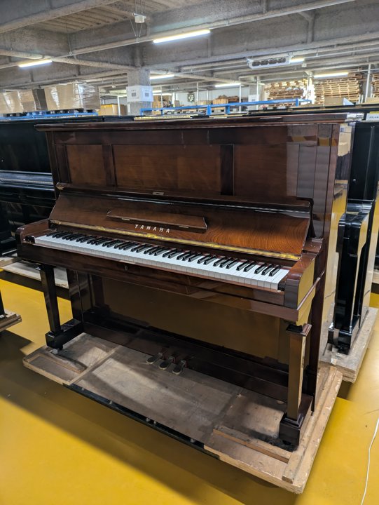 YAMAHA