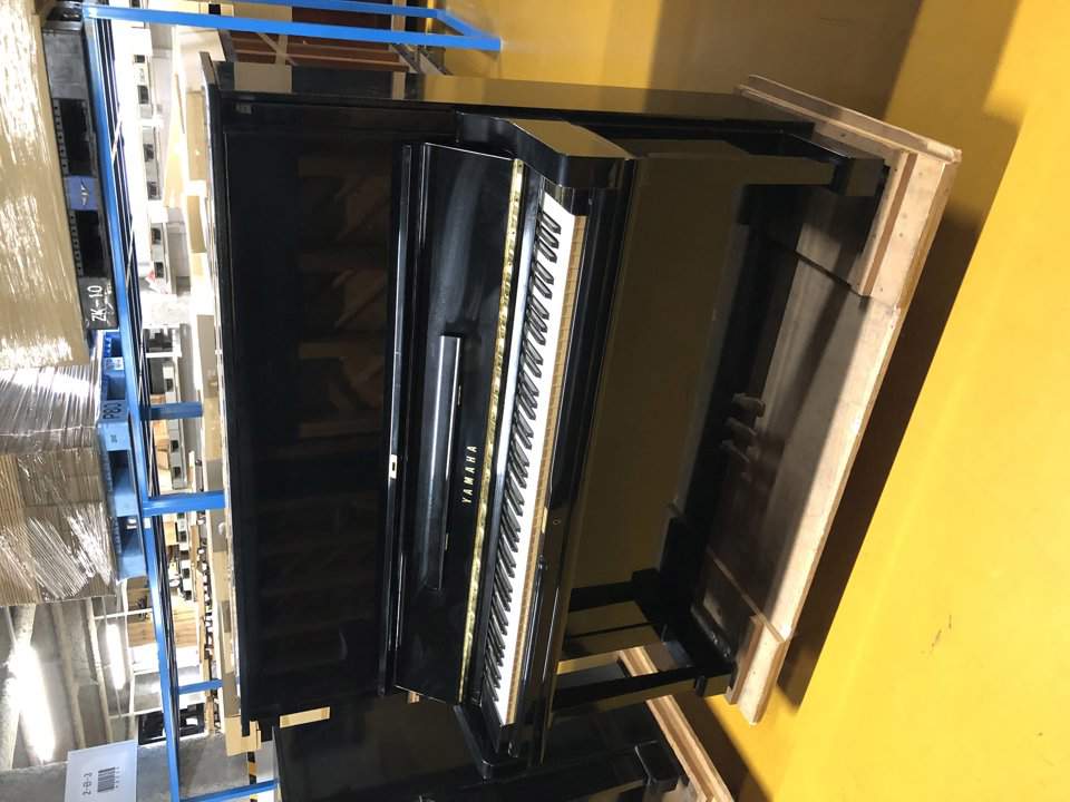 YAMAHA