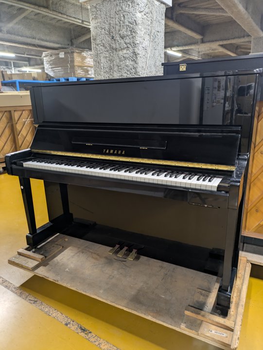YAMAHA
