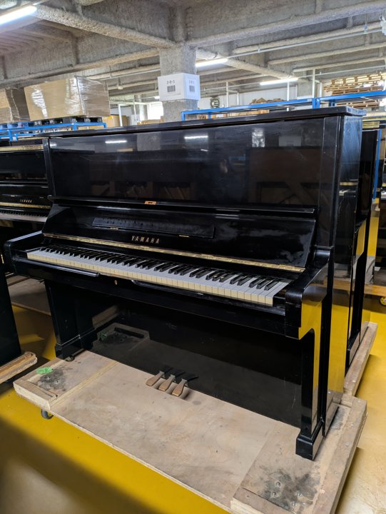 YAMAHA