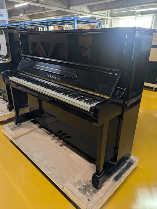 YAMAHA