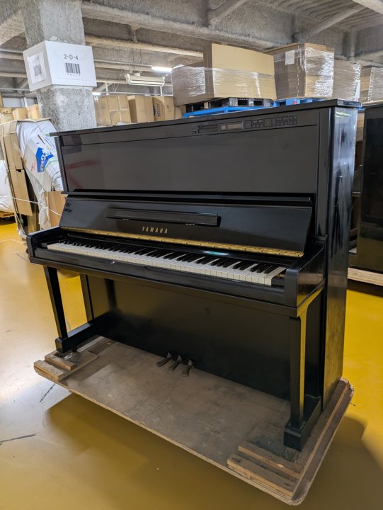 YAMAHA