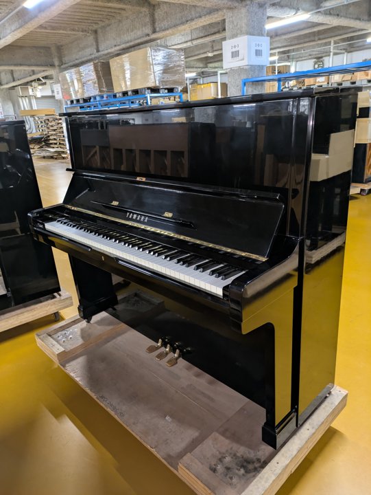 YAMAHA