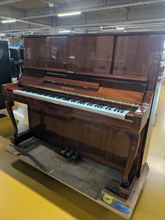 YAMAHA
