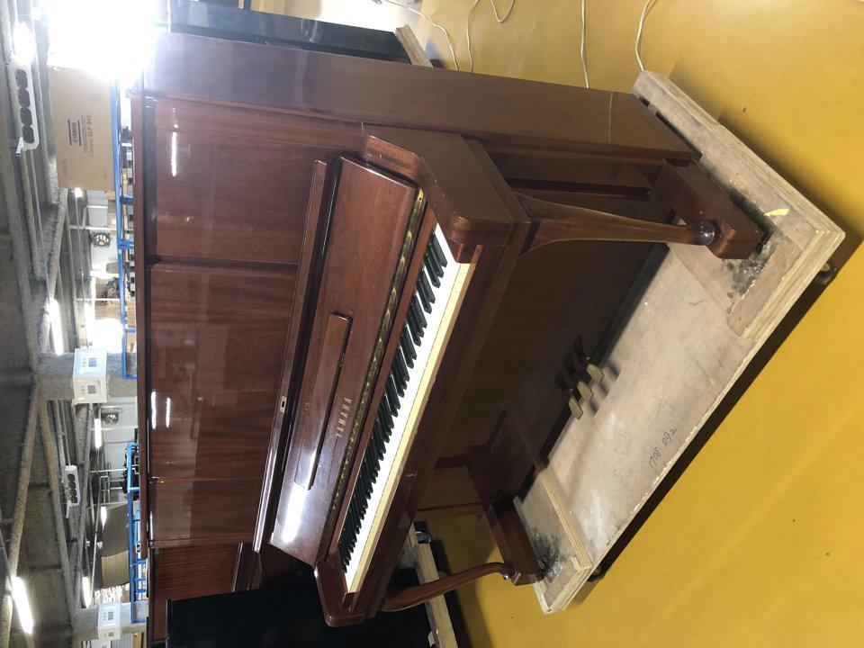 YAMAHA