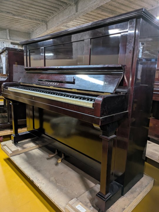 YAMAHA