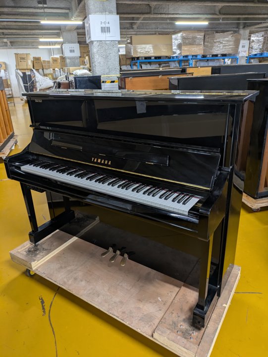 YAMAHA