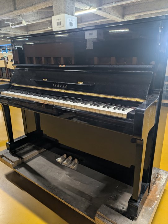YAMAHA