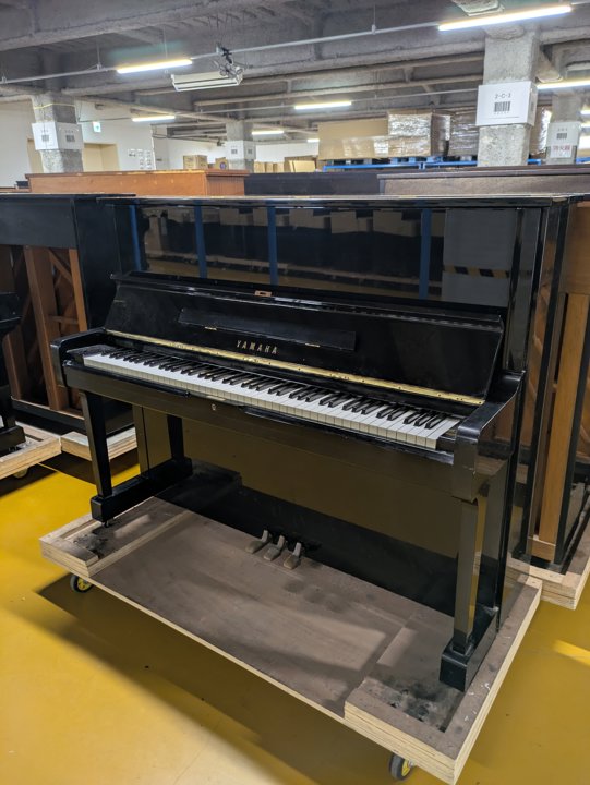 YAMAHA