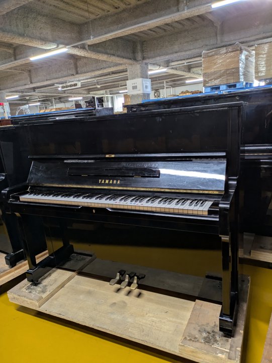 YAMAHA