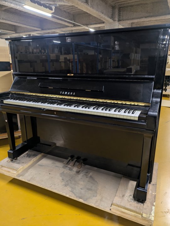 YAMAHA