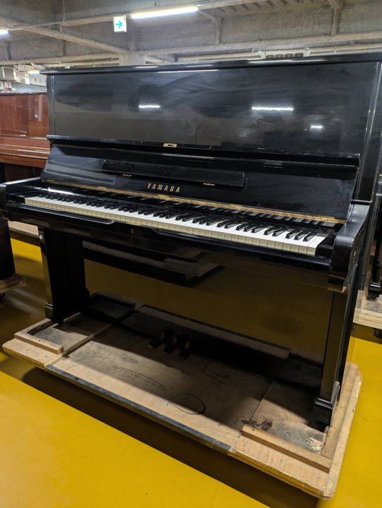 YAMAHA