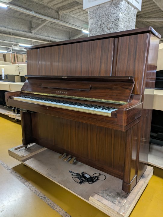 YAMAHA
