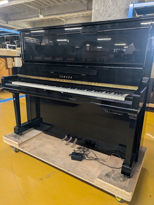 YAMAHA