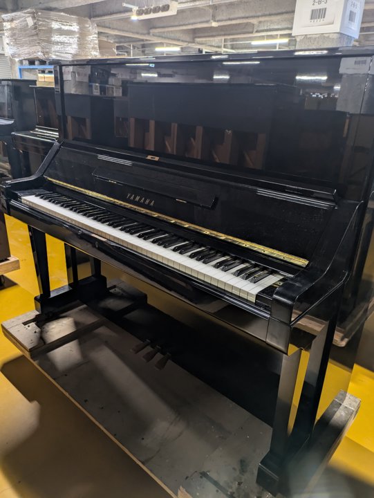 YAMAHA