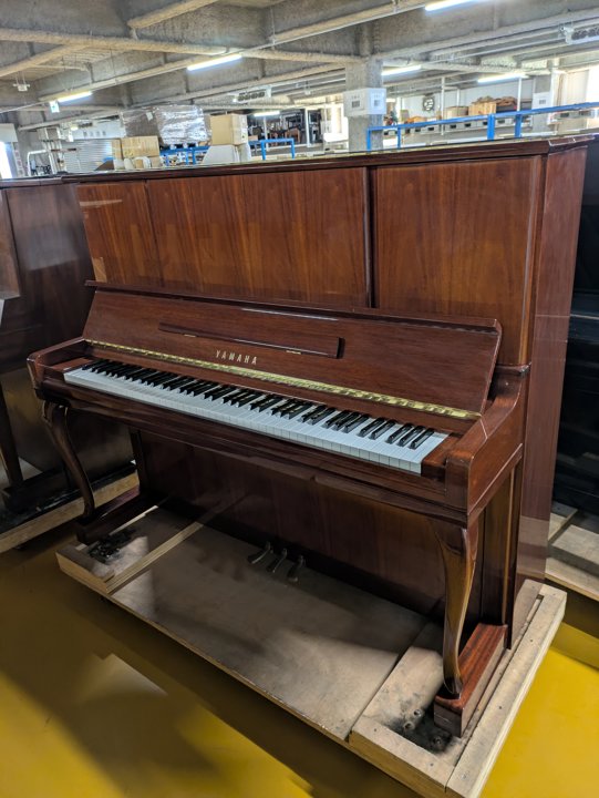 YAMAHA
